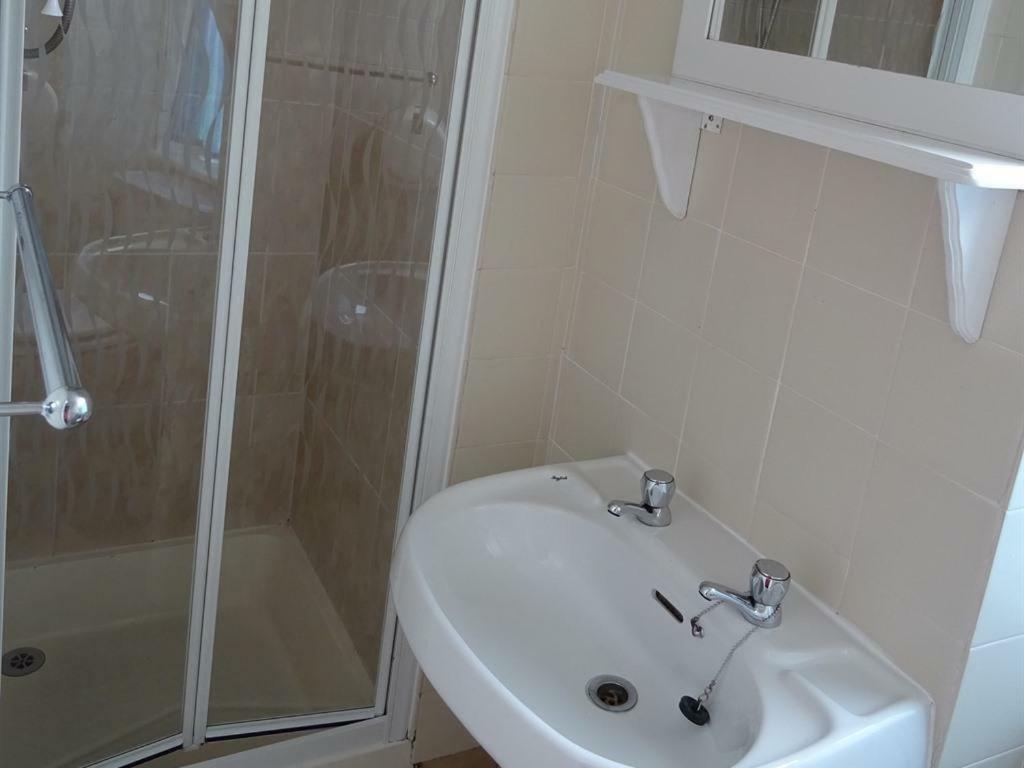 Abreakaway Lodge New Quay Quarto foto