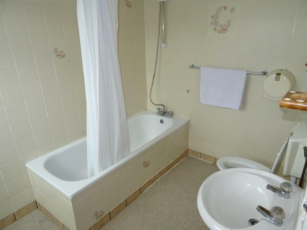 Abreakaway Lodge New Quay Quarto foto